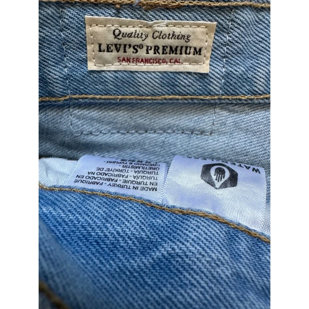 Levi's Premium 501 Original Cut-Off Denim Shorts Light Wash Distressed Size 27